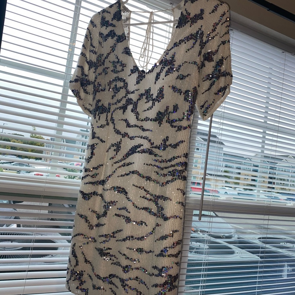 Brand new Jovani dress🤍🤍🤍